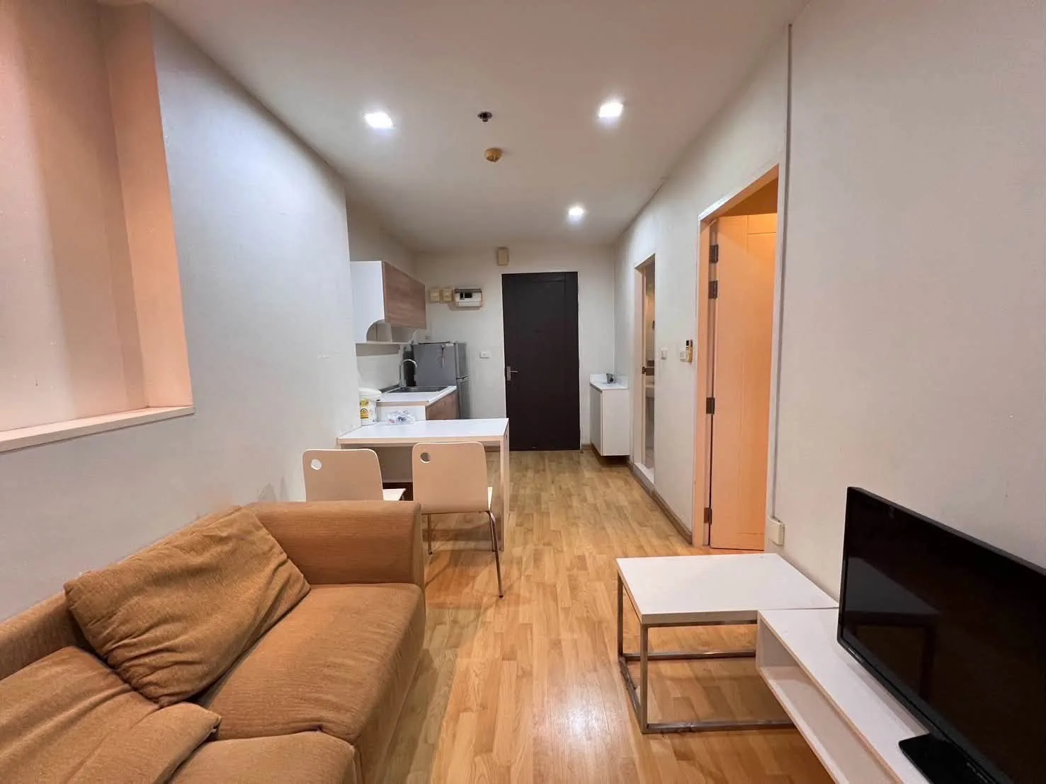 ให้เช่า Casa Condo Asoke-Dindaeng อโศก-ดินแดง ใกล้ MRT พระราม 9 1 ห้องนอน ราคา 12,000 บาท/เดือน