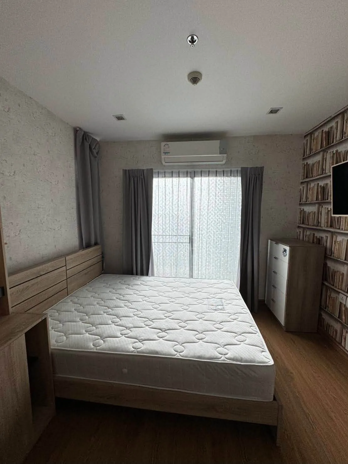ให้เช่า ไอดีโอ โมบิ สาทร ทำเลกรุงธนบุรี ใกล้ BTS กรุงธนบุรี 2 ห้องนอน ราคา 23,000 บาท/เดือน