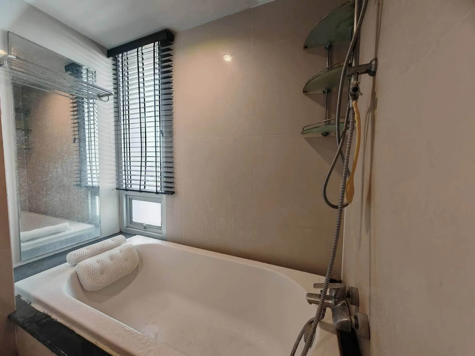 ให้เช่า Inspire Place Rama 9 ห้องมุม 2 ห้องนอน 57 ตร.ม.