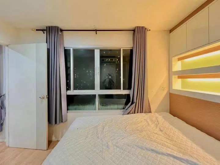 ให้เช่าคอนโด Lumpini Ville Ramkhamhaeng 60/2 ห้องใหญ่ 2 ห้องนอน