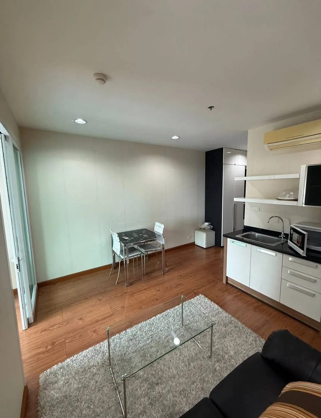 ให้เช่า MB Grand Residence ใกล้ BTS สะพานควาย ห้องกว้าง 40 ตร.ม.