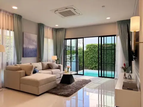 หมู่บ้านนันทวัน พระราม 9–กรุงเทพกรีฑาตัดใหม่