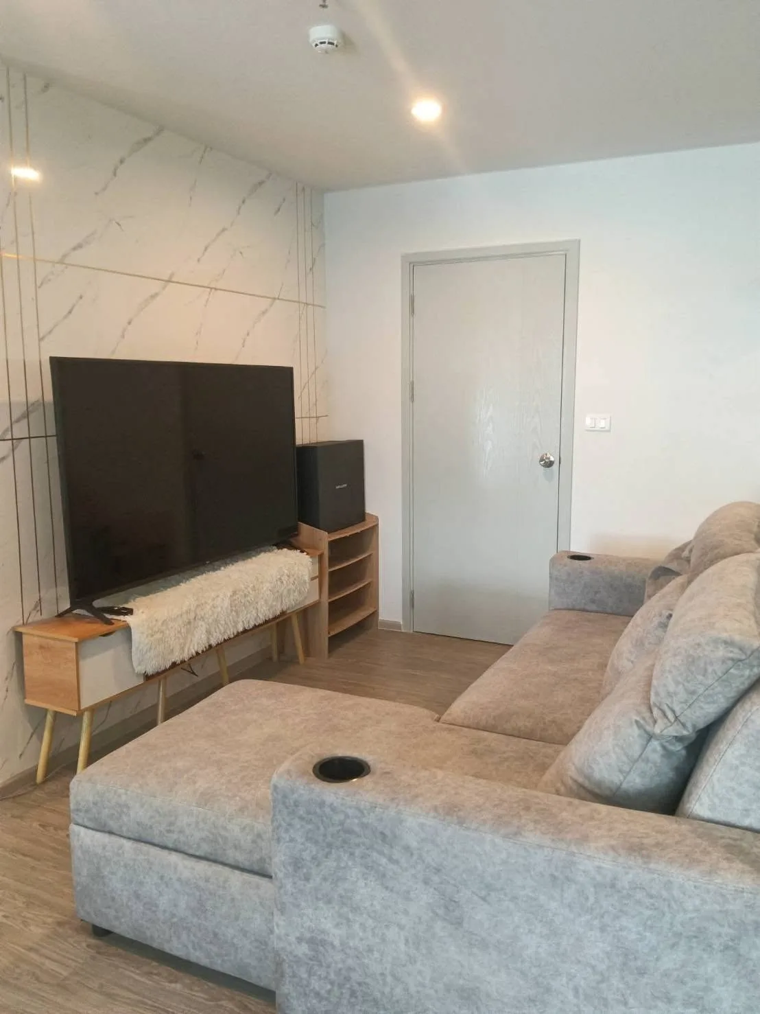 ให้เช่าคอนโด Regent Home Bangna ชั้น 17 ใกล้ BTS บางนา 350 เมตร