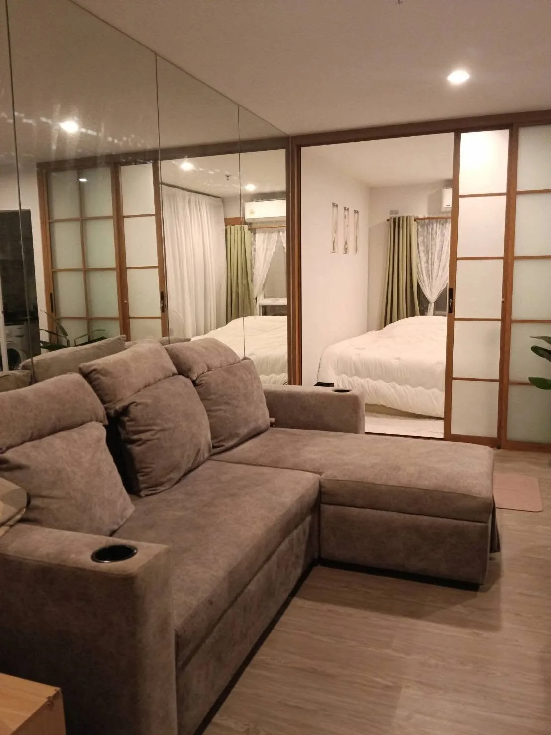 ให้เช่าคอนโด Regent Home Bangna ชั้น 17 ใกล้ BTS บางนา 350 เมตร