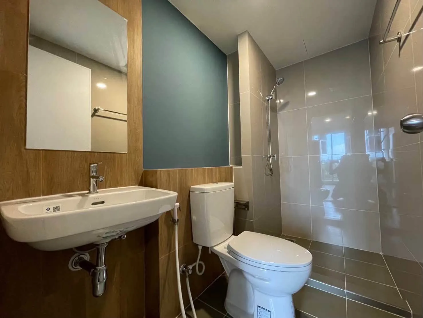 ให้เช่า Sena Eco Town Rangsit Station ทำเลรังสิต ใกล้มหาวิทยาลัยรังสิต ห้อง 28 ตร.ม. ราคา 8,000 บาท/เดือน